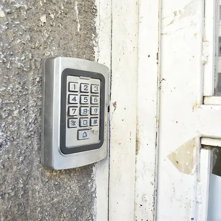 Mir And Bed & Breakfast *