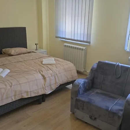 Mir And Bed & Breakfast Beograd